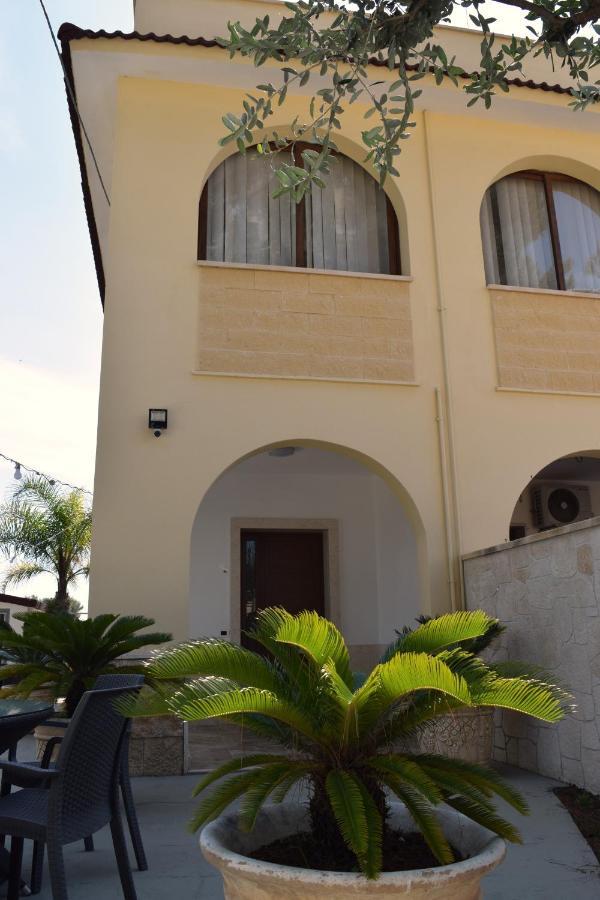 Bed and Breakfast Le Mimose Pulsano Exterior foto